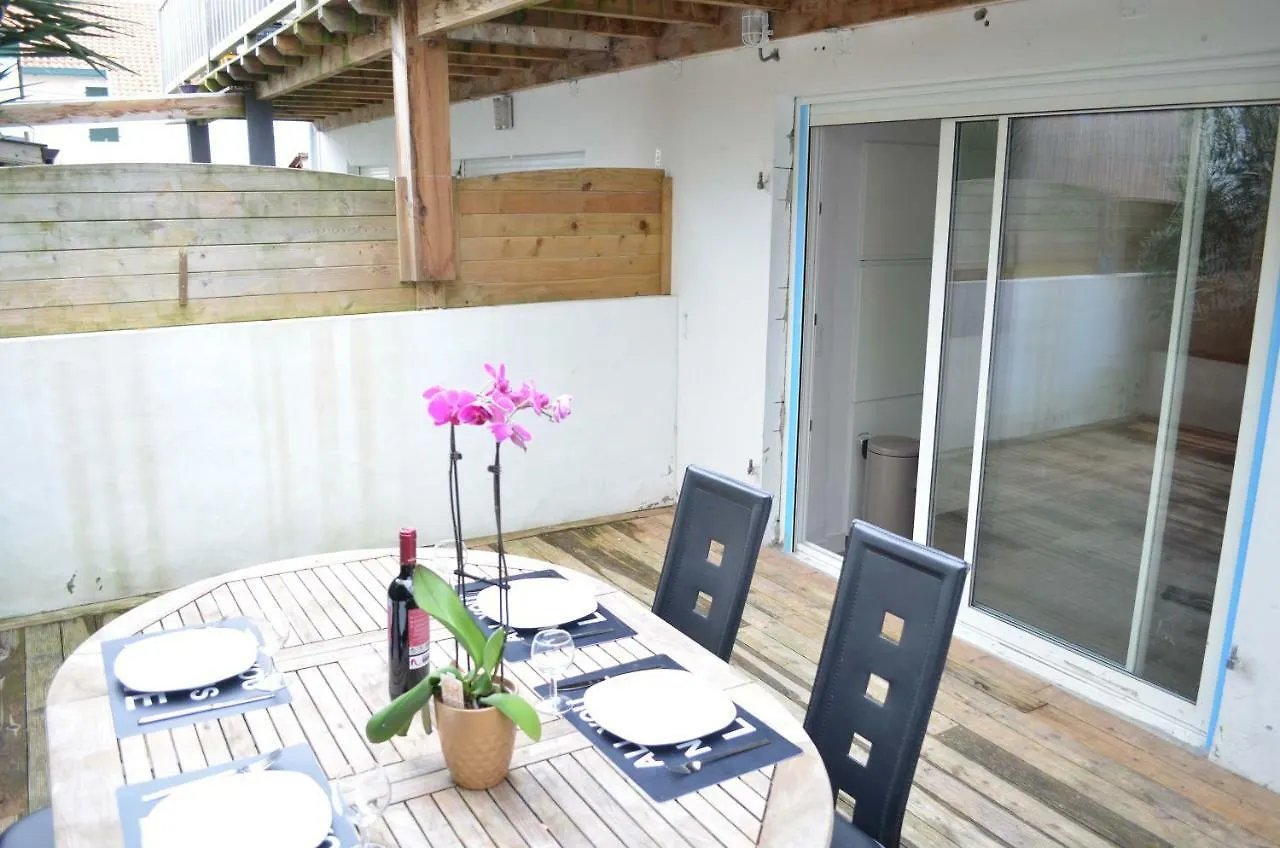 Wood & Bricks, Appartement 1 Chambre Au Calme - Centre Ville - Wifi Biarritz France
